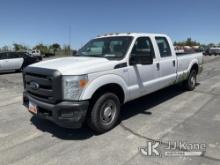 2016 Ford F350 Crew-Cab Pickup Truck Runs & Moves) (Check Engine Light On, Body Damage