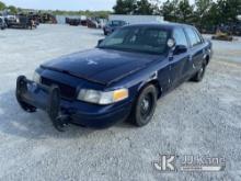 2001 Ford Crown Victoria 4-Door Sedan Not Running & Condition Unknown) (Missing Battery, Windshield 