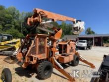 Altec AT37G, 42 ft. Articulating & Telescopic Bucket mounted on 2007 Wood Chuck Rover