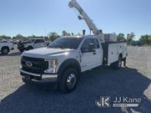 2020 Ford F550 4x4 Extended-Cab Service Truck Runs, Moves & Crane Operates, Cracked Windshield