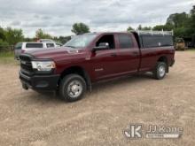 2022 RAM 2500 4x4 Crew-Cab Pickup Truck Runs & Moves) (Low Mileage, Comes with OEM tailgate,
