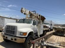 Telelect 92-39, Digger Derrick rear mounted on 1997 Ford F700 Utility Truck Runs & Moves) (Upper Uni