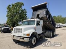 (Kansas City, MO) 1996 International 4900 T/A Dump Truck Runs, Moves, & Operates) (Slips Out Of 8th