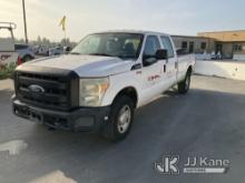 2011 Ford F250 Crew-Cab Pickup Truck Runs & Moves) (Steering Wheel is Not Mounted Properly (Shakes),