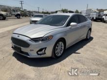 2017 Ford Fusion Hybrid 4-Door Sedan Runs & Moves