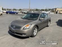 2008 Nissan Altima Hybrid 4-Door Sedan Runs & Moves