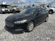 2016 Ford Fusion 4-Door Sedan Runs & Moves) (Seat Torn, Crack In Windshield, Center Console Torn,