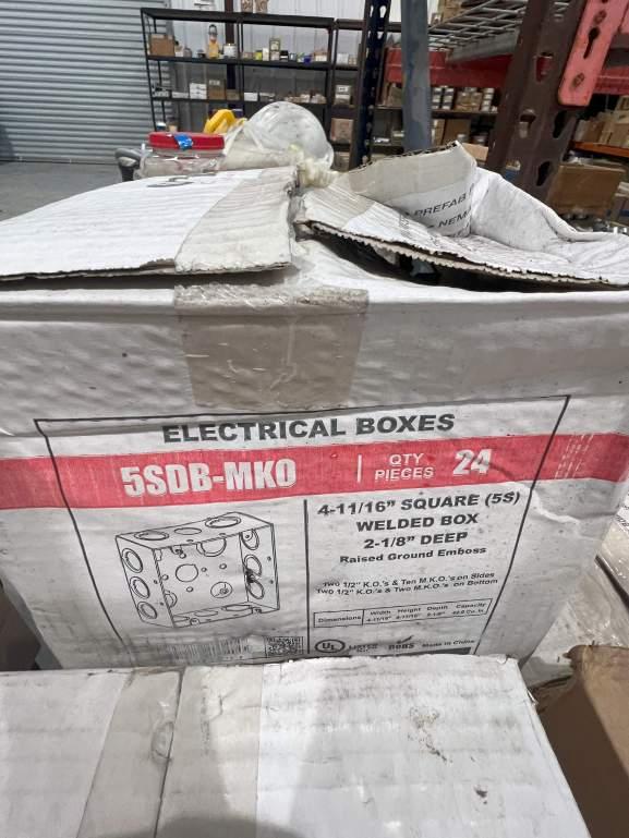 ASSORTED METAL ELECTRICAL BOXES AND BOX COVERS