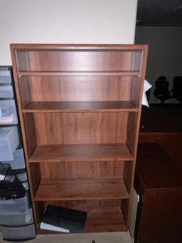 (4) METAL 4-DRAWER LATERAL FILE CABINETS; BOOKSHELF; (4) ROLLING CHAIRS; AND (4) 3-DRAWER METAL FLAT