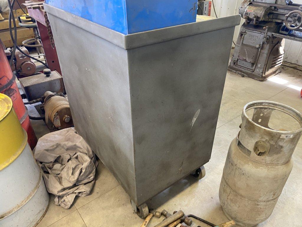 HEAVY DUTY SHOP CABINET ON CASTERS WITH TOP CABINET, INCLUDES CONTENTS
