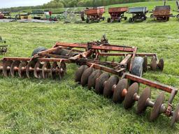 ALLIS CHALMERS 15' DISC, REAR HITCH, SOME CRACKED DISCS