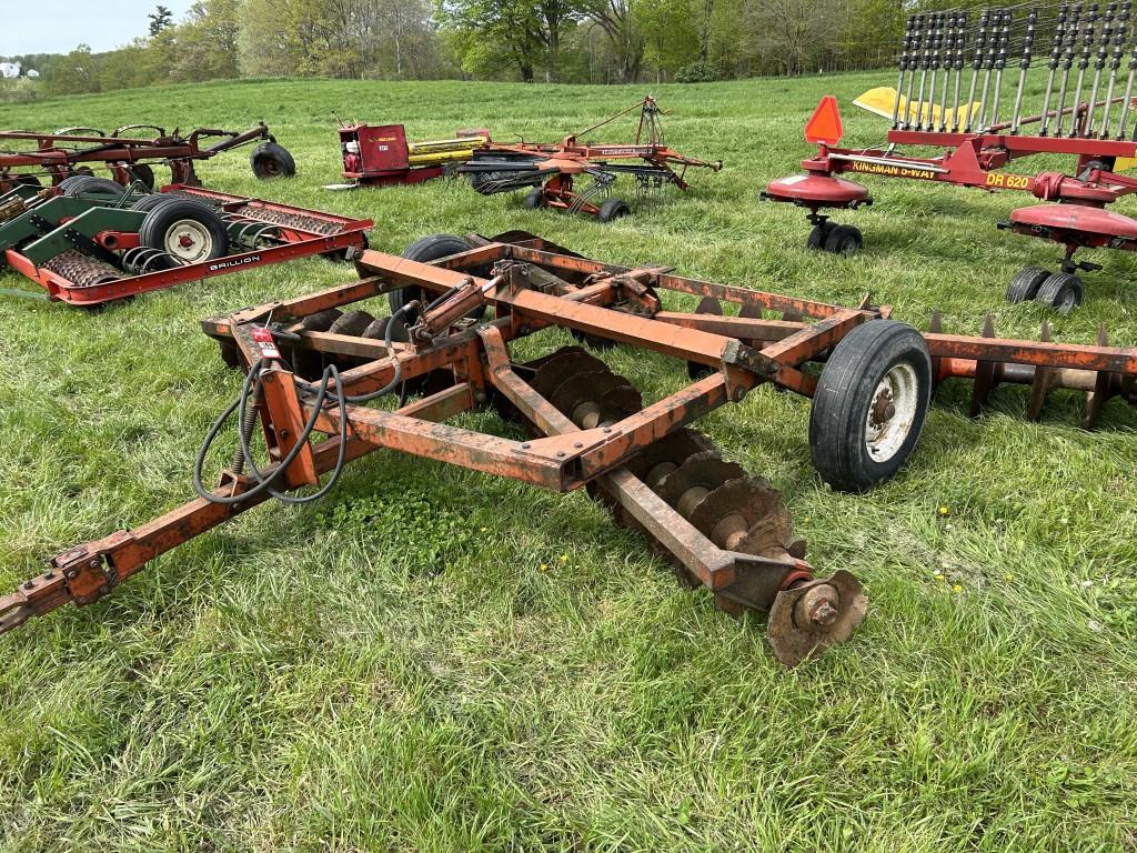 ALLIS CHALMERS 15' DISC, REAR HITCH, SOME CRACKED DISCS