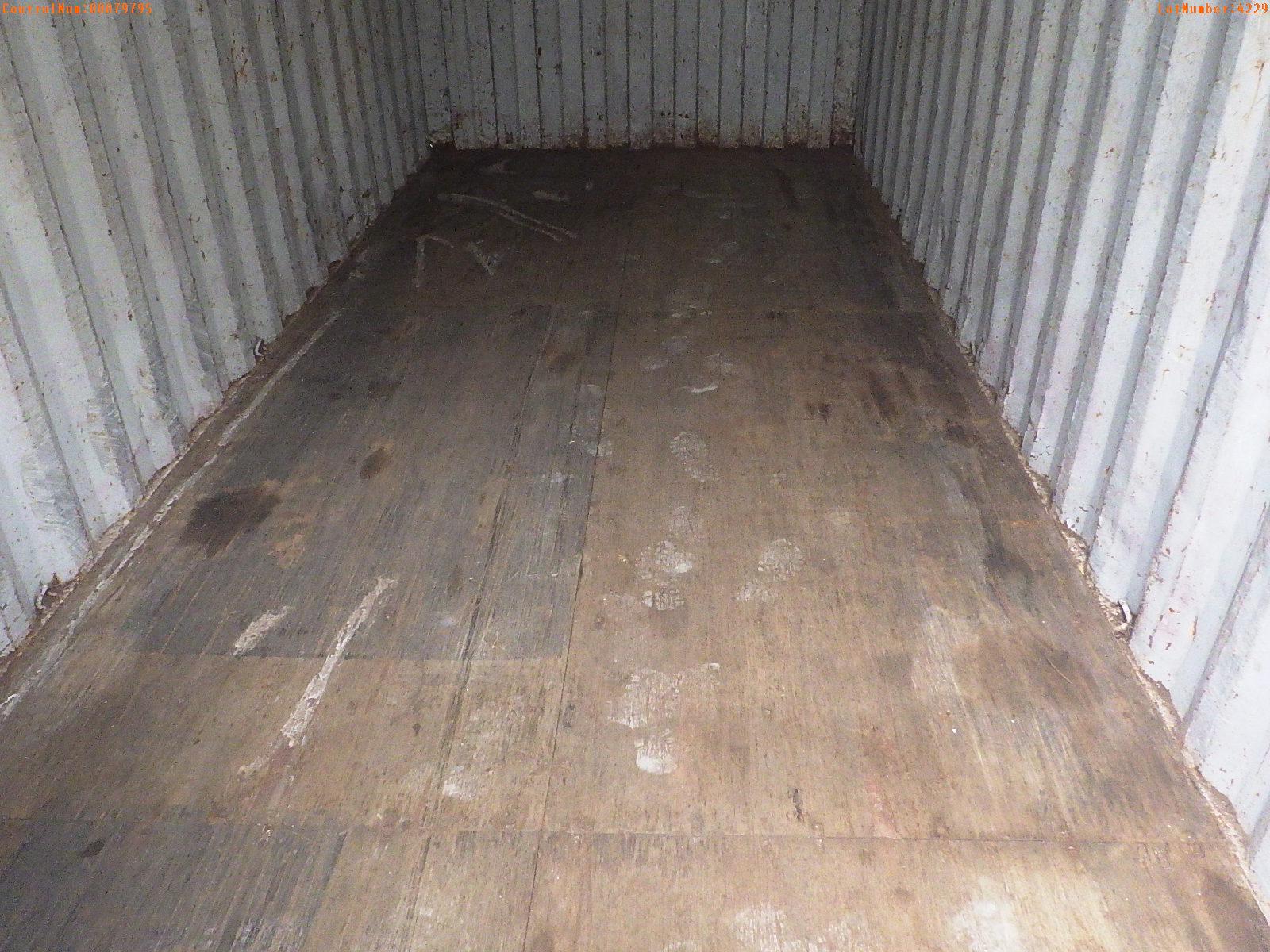 5-04229 (Equip.-Container)  Seller:Private/Dealer TRITON 20 FOOT METAL SHIPPING
