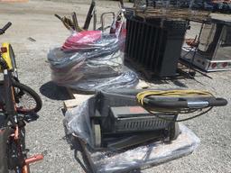 5-04206 (Equip.-Specialized)  Seller:Private/Dealer LOT OF (3) VACUUMS (2) CARPE