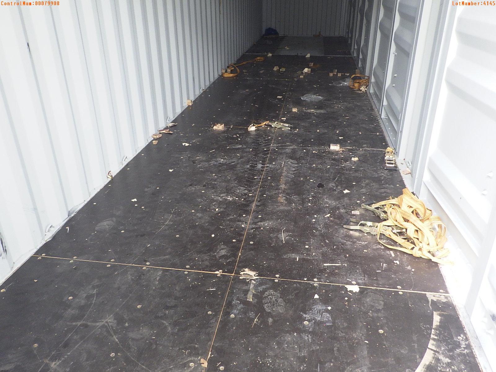 5-04145 (Equip.-Container)  Seller:Private/Dealer 40 FOOT METAL SHIPPING CONTAIN