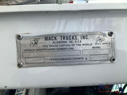 2001 Mack RD688S IMT16000S3 Tri-Axle Grapple Boom Crane Truck