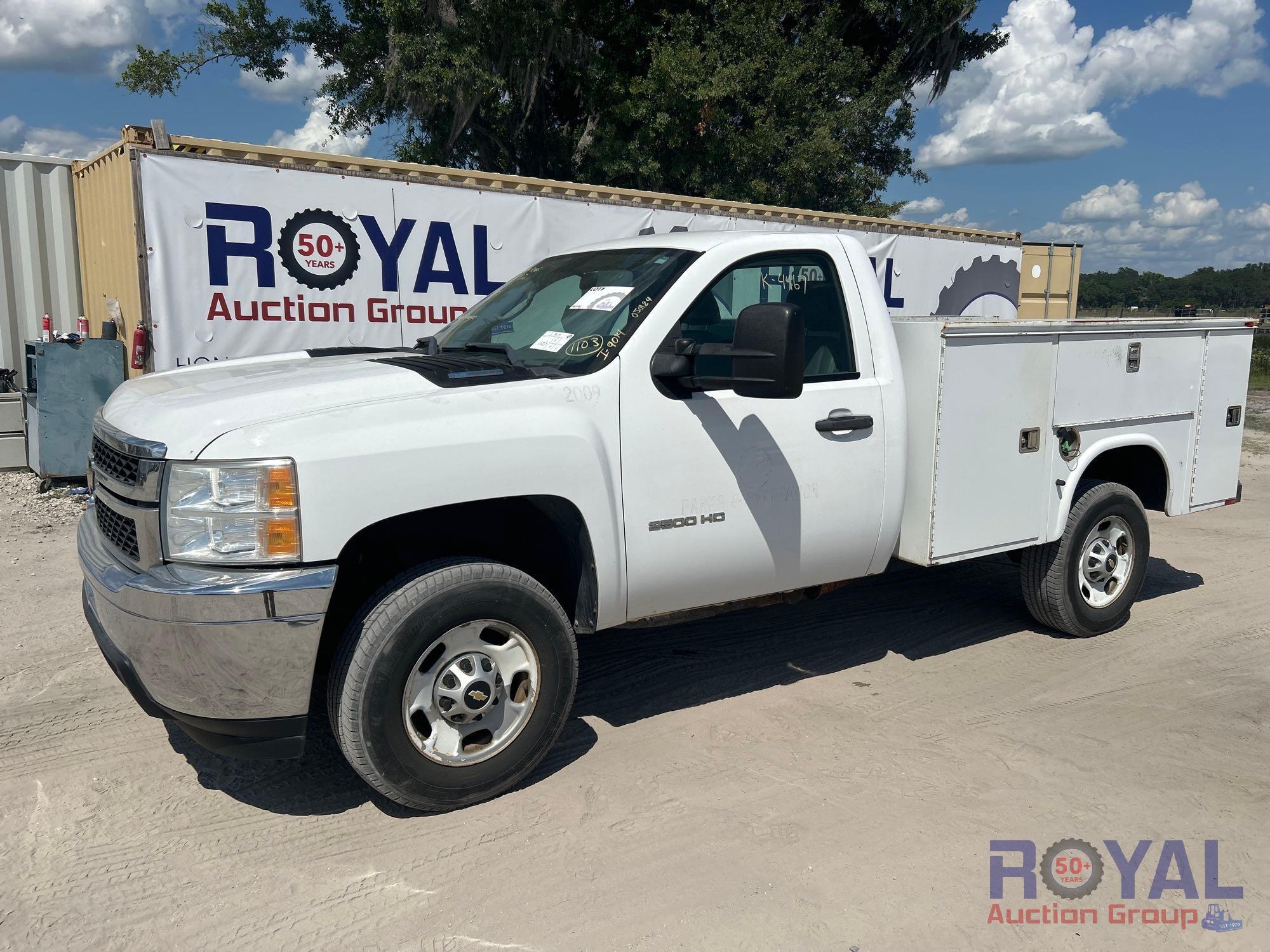 2013 Chevrolet Silverado 2500HD Service Truck