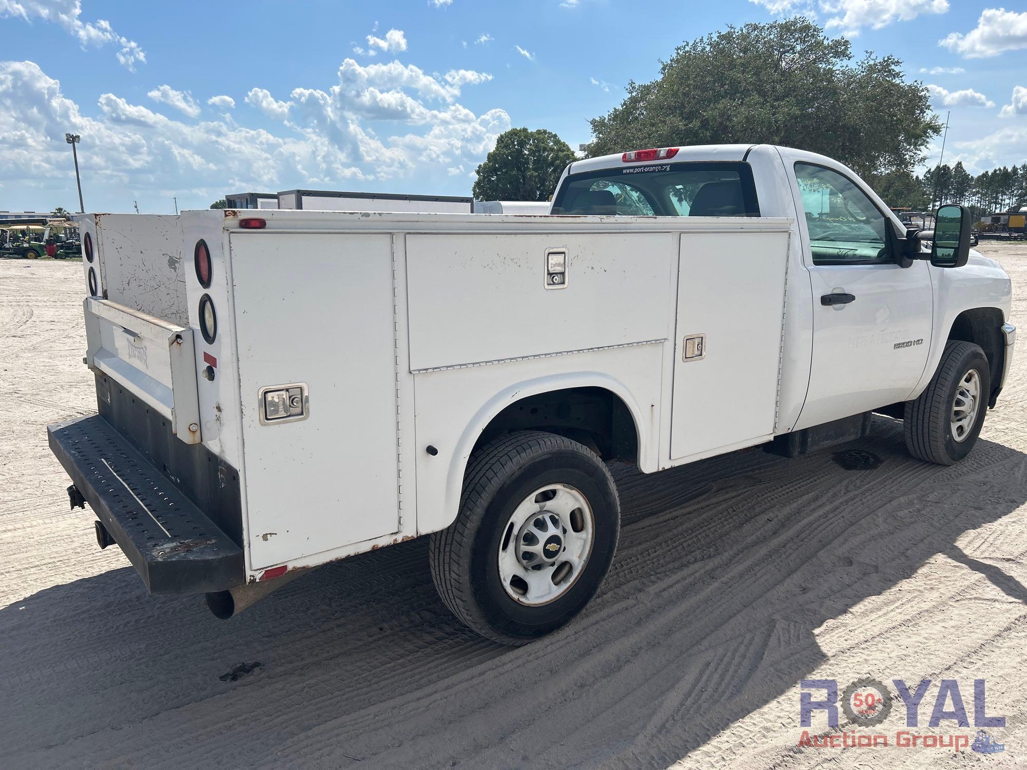 2013 Chevrolet Silverado 2500HD Service Truck