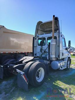 2011 Freightliner Cascadia 113 Day Cab Tractor