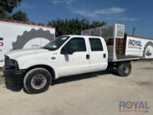 2004 Ford F350 Super Crew Cab 8ft Flatbed Truck