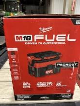Milwaukee M18 Fuel Packout 2.5 gal Wet/Dry Vac