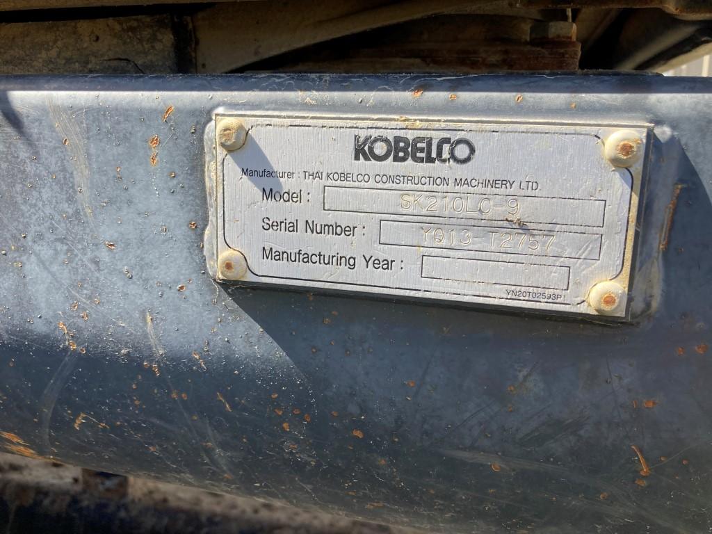 2016 Kobelco SK210LC excavator