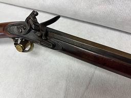 SAMUEL MOORE WARRANTED FLINT LOCK KENTUCKY STYLE RIFLE, HALF OCTAGON HALF