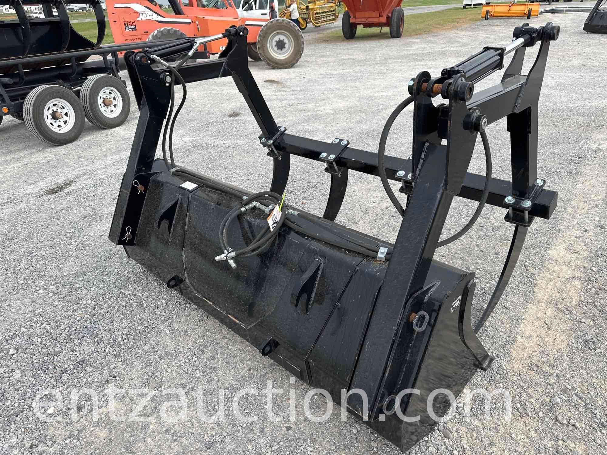 7' LOADER BUCKET W/ REMOVABLE HYD. GRAPPLE,