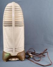 MITCHELL LUMITONE STREAMLINE BAKELITE RADIO LAMP