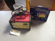 BATTERY CHARGER  11 VT