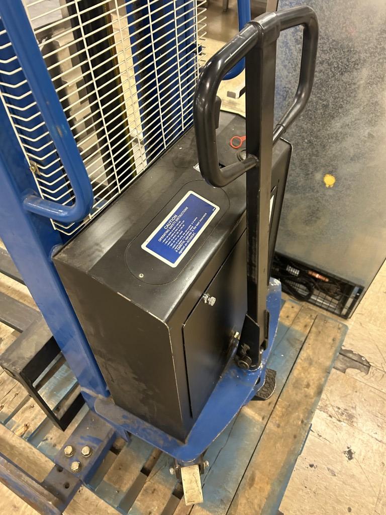 2015 Blue Giant Electric Walkie-Stacker