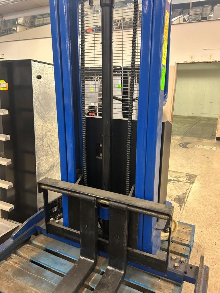 2015 Blue Giant Electric Walkie-Stacker