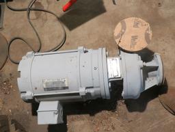 5hp Centrifugal water pump, 1 1/2" inlet outlet