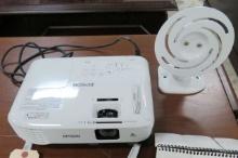 Epson HDMI Projector with Mount, Tested