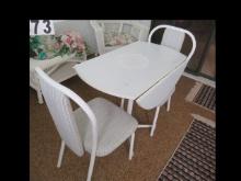 35" drop leaf table with metal chairs