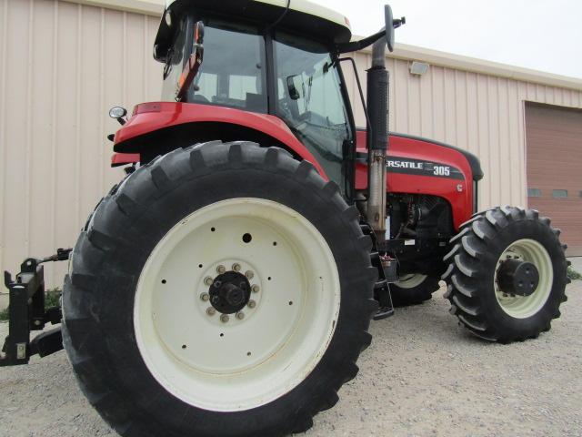 1806 305 VERSATILE C/A MFD PS 480/80R46/DUALS 2564HRS 2012 MODEL 2564 S/N:506151-305