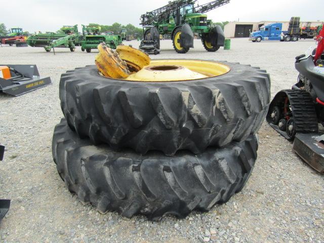 4510 480/80R46 10 BOLT JOHN DEERE DUALS W/HUBS 100 MM HUBS