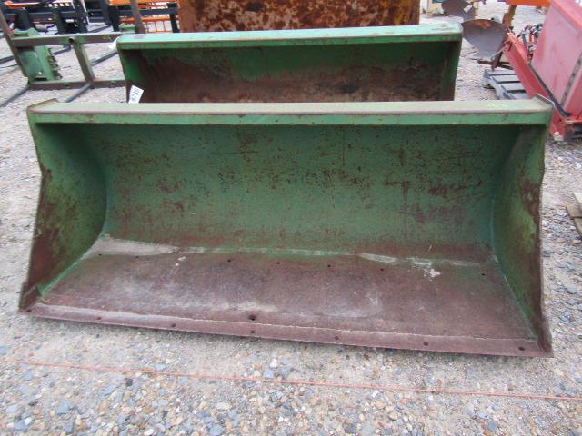 8736 JOHN DEERE LOADER BUCKET