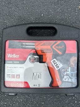 Weller 140W/ 100W Soldering Gun Kit ( Appears Used )