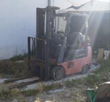 Toyota 3 Stage 3500lb Forklift - running with key - hydro has leak