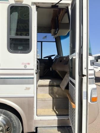 1999 Newmar Dutch Star Motorhome