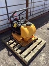 GAS POWERED PLATE COMPACTOR