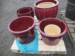 SET OF (5) ASSORTED DARK RED PLANTER BOXES (12'' - 20''), & (2) BEIGE PLANTER BOXES (10''/15'')