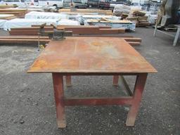 4' X 4' STEEL WORK TABLE W/ 6'' BENCH VISE