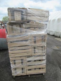 (2) PALLETS OF ASSORTED VINTAGE PRODUCE CRATES