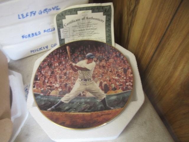 ASSORTED COLLECTABLE PLATES