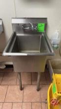 Elkay Stainless Veggie Sink Approx: 22"x26"x36"