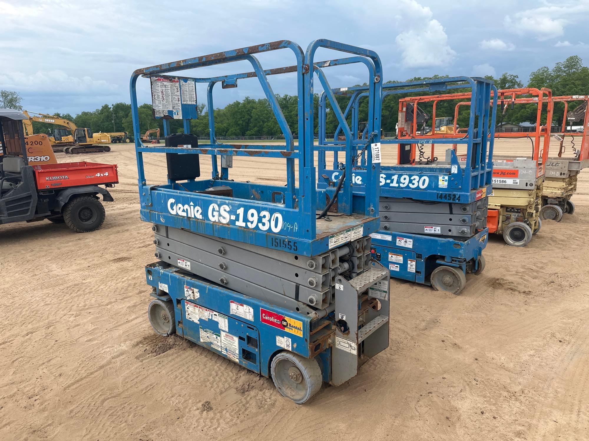 GENIE GS-1930 ELECTRIC SCISSOR LIFT