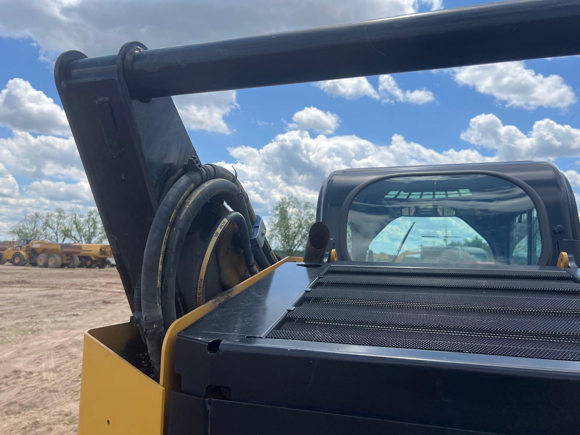 2017 CATERPILLAR 289D SKID STEER