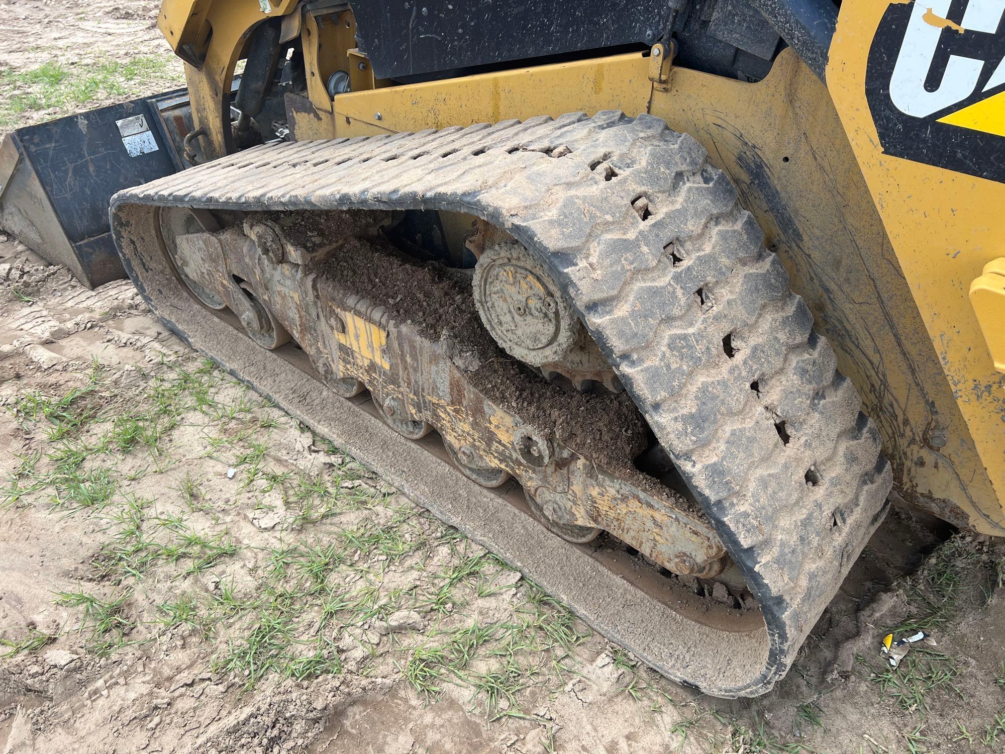 2017 CATERPILLAR 289D SKID STEER